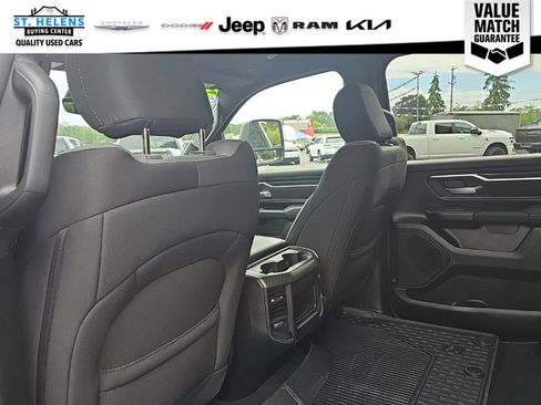 Used 2025 RAM 1500 Big Horn AWD/4WD image 26