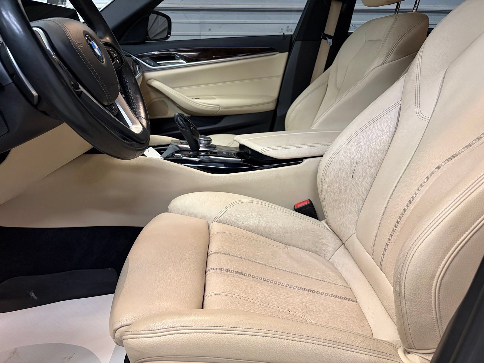 Used 2018 BMW 530i xDrive AWD/4WD image 10