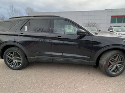 New 2026 Ford Explorer ST w/ Sun And Sound Package image 9