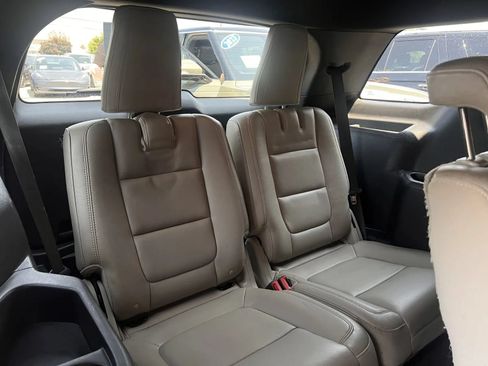 Used 2012 Ford Explorer XLT AWD/4WD image 19