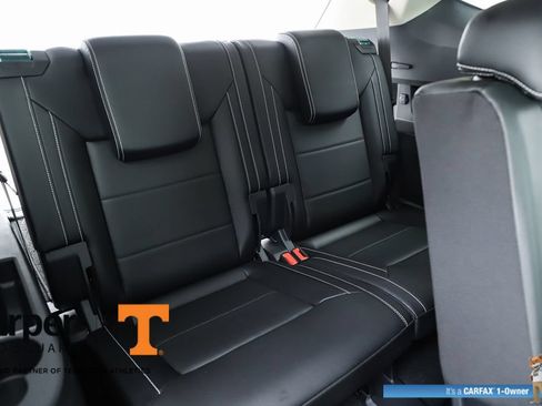 Used 2023 Volkswagen Atlas SEL AWD/4WD image 40