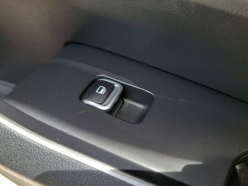 Certified 2022 Kia Sorento EX w/ Panoramic Sunroof Package FWD image 21