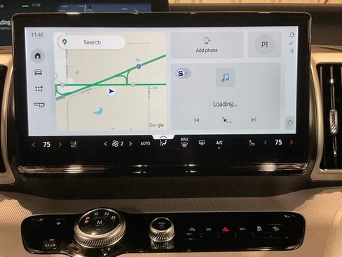 Used 2025 Ford Expedition Active image 19