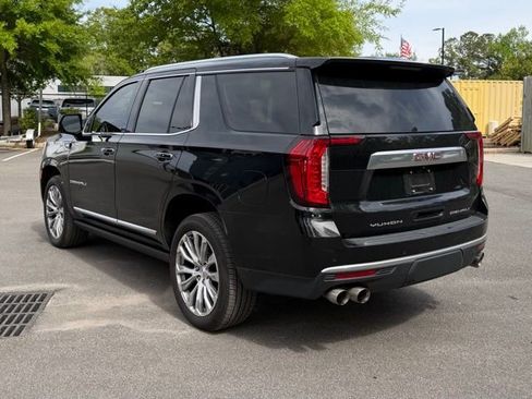 Used 2022 GMC Yukon Denali image 3