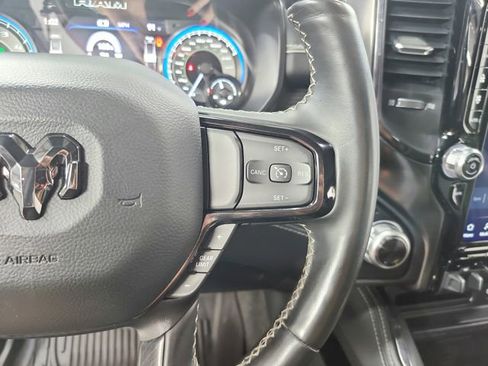 Used 2022 RAM 1500 Limited w/ Body-Colour Bumper Group AWD/4WD image 25