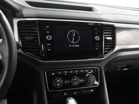 Used 2022 Volkswagen Atlas Cross Sport SEL image 9