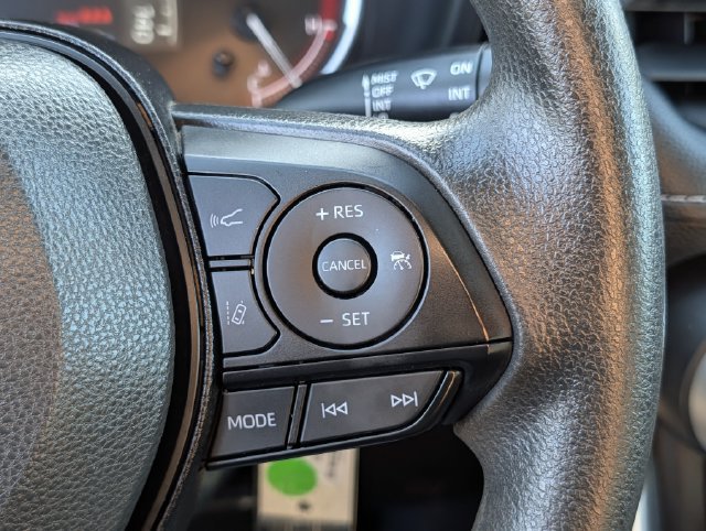 Used 2025 Toyota RAV4 LE FWD image 19