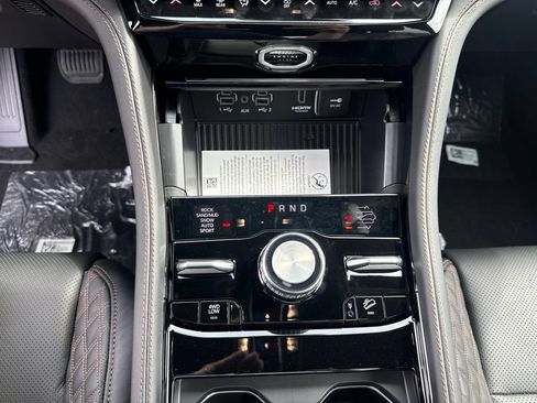 New 2026 Jeep Grand Cherokee Summit w/ Obsidian Package AWD/4WD image 14