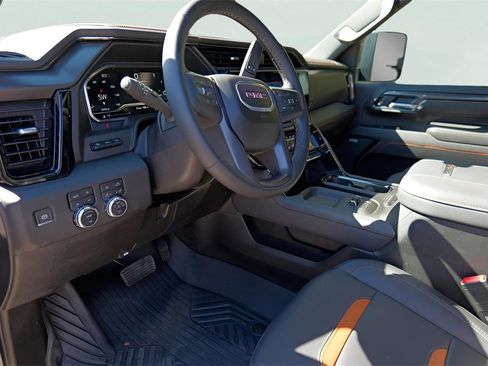 New 2025 GMC Sierra 2500 AT4 w/ AT4 Premium Plus Package image 8