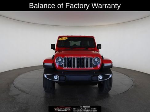 Used 2025 Jeep Wrangler Unlimited Sahara w/ Safety Group image 31