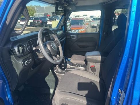 Used 2022 Jeep Wrangler Unlimited Sport image 13