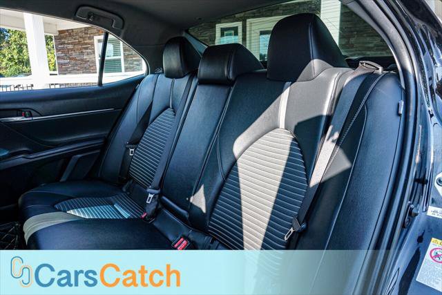Used 2018 Toyota Camry SE FWD image 33