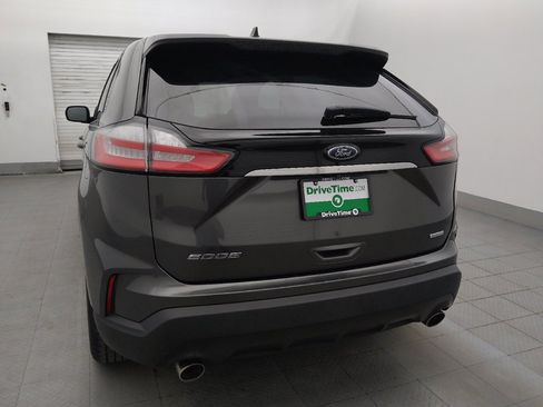 Used 2019 Ford Edge SE FWD image 6
