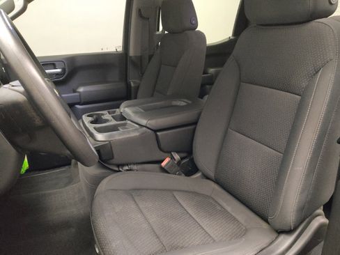 Used 2021 Chevrolet Silverado 1500 Custom RWD image 17