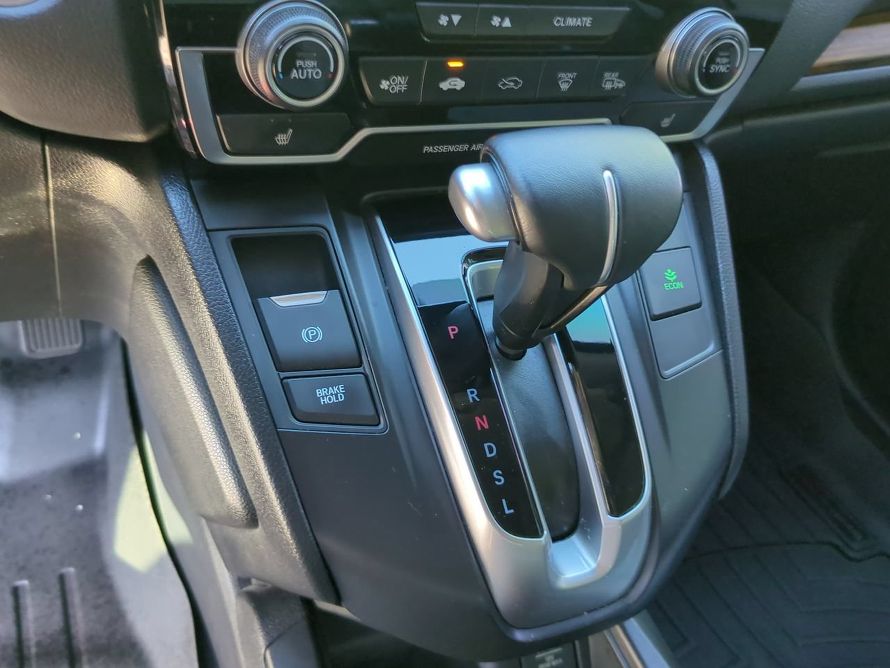 Used 2018 Honda CR-V Touring image 16