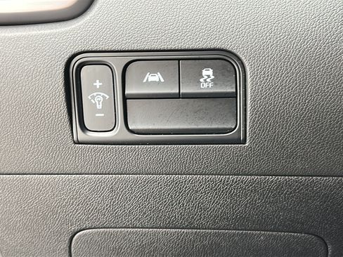 Used 2023 Kia Sorento S w/ Panoramic Sunroof Package AWD/4WD image 24