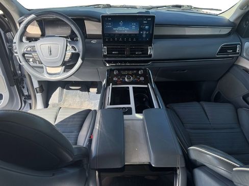 Used 2022 Lincoln Navigator L Black Label image 14