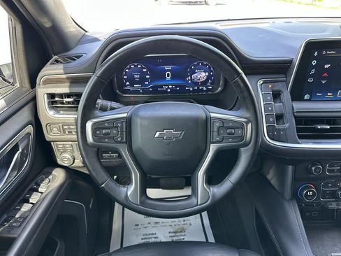Used 2023 Chevrolet Tahoe Z71 w/ Z71 Off-Road Package AWD/4WD image 14