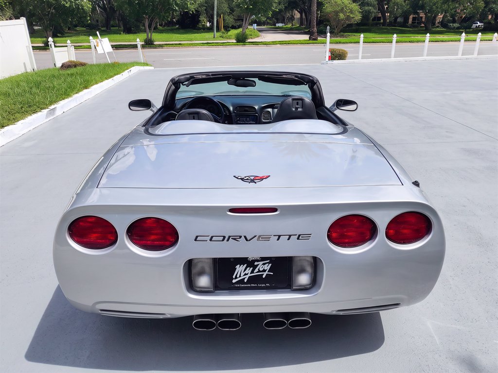 Used 1999 Chevrolet Corvette Convertible w/ Memory Pkg RWD image 7