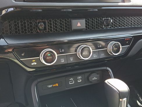 Certified 2024 Honda CR-V EX-L image 17