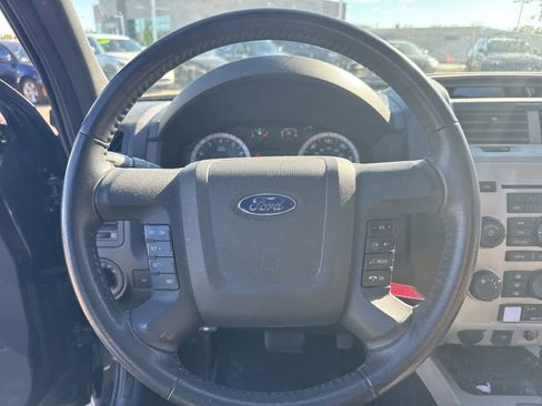Used 2011 Ford Escape XLT w/ 202A Rapid Spec Order Code AWD/4WD image 17