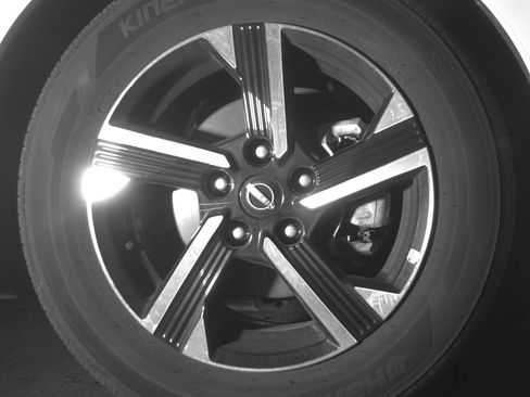 Used 2025 Nissan Sentra SV FWD image 13