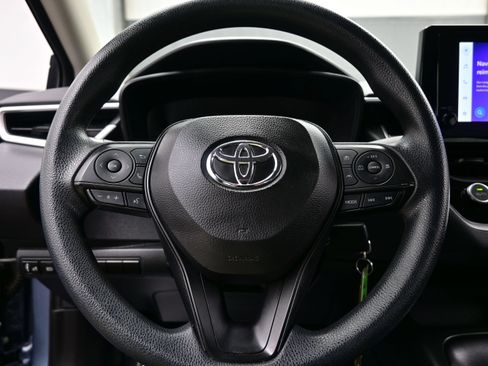 Used 2024 Toyota Corolla LE FWD image 19