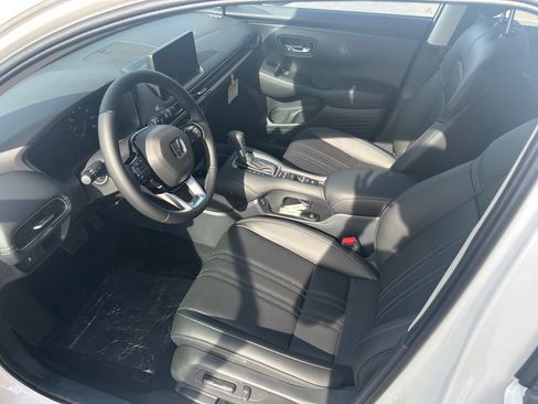 New 2026 Honda HR-V EX-L image 9