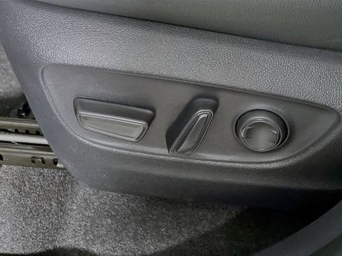 New 2026 Toyota Grand Highlander XLE image 13