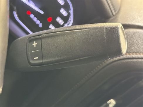 Used 2022 GMC Sierra 2500 AT4 w/ AT4 Preferred Package image 16