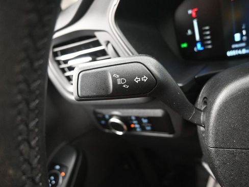 Used 2023 Ford Escape Active FWD image 18