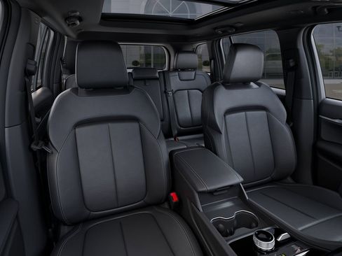 New 2025 Jeep Grand Cherokee Limited w/ Black Appearance Package AWD/4WD image 16