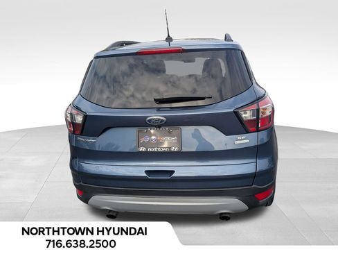 Used 2018 Ford Escape SE FWD image 13