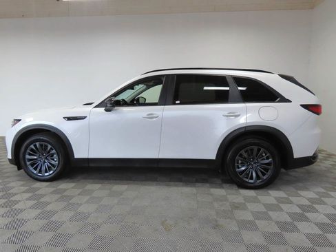 Used 2025 MAZDA CX-70 3.3 Turbo w/ Preferred Package AWD/4WD image 5