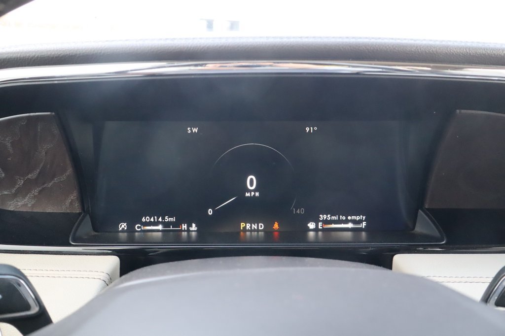 Used 2018 Lincoln Navigator L Select RWD image 25
