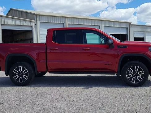 New 2026 GMC Sierra 1500 AT4 w/ AT4 Premium Package image 9