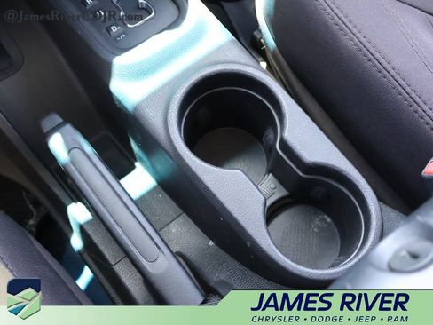 Used 2014 Jeep Wrangler Unlimited Sport AWD/4WD image 34