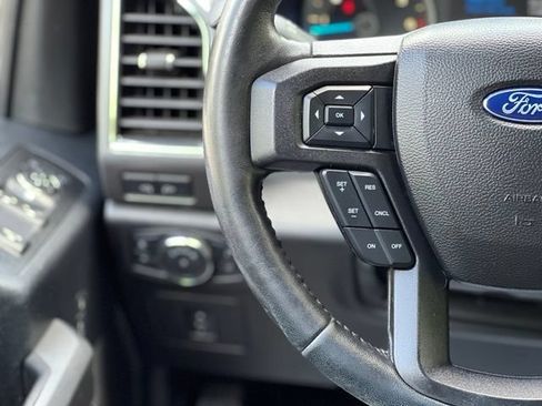Used 2017 Ford F150 XLT w/ Equipment Group 302A Luxury RWD image 32