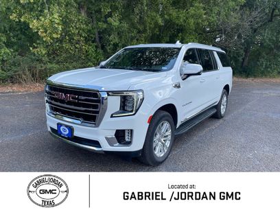 Used 2022 GMC Yukon XL SLT w/ SLT Premium Package