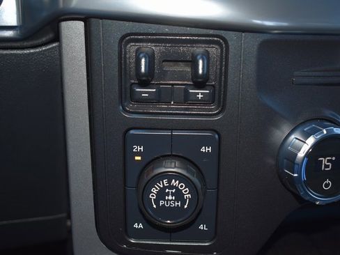 Used 2021 Ford F150 Lariat w/ Equipment Group 502A High image 36