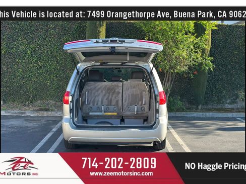 Used 2010 Toyota Sienna LE FWD image 16