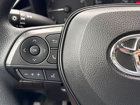 Used 2023 Toyota Corolla LE FWD image 19