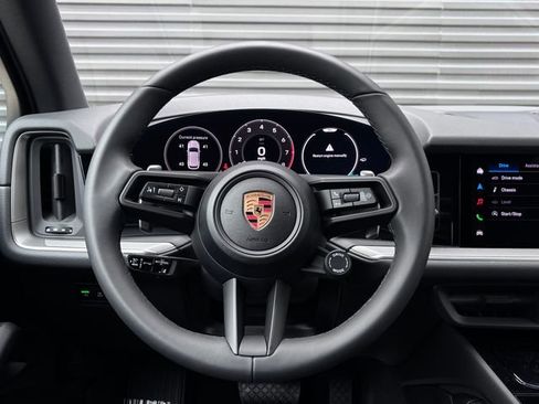 New 2026 Porsche Cayenne AWD/4WD image 14