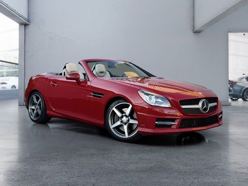 Used 2015 Mercedes-Benz SLK 350 350 image 6