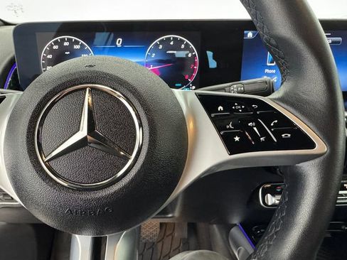 New 2025 Mercedes-Benz GLB 250 image 24