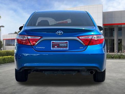 Used 2017 Toyota Camry SE FWD image 5