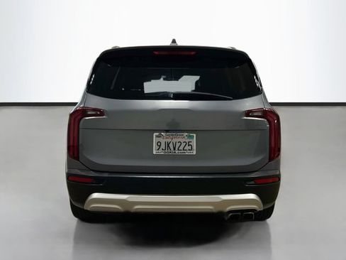 Certified 2022 Kia Telluride EX w/ EX Premium Package FWD image 6