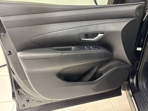 Certified 2025 Hyundai Tucson SEL FWD image 16