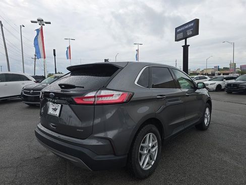 Used 2023 Ford Edge SEL image 5