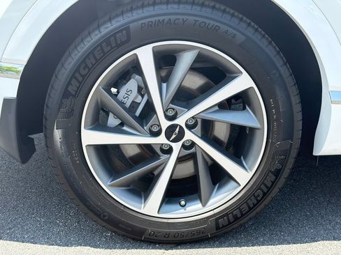 Used 2026 Genesis GV80 2.5T Advanced AWD/4WD image 17